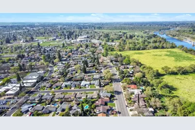 10406 Ambassador Drive, Rancho Cordova, CA 95670 - Photo 40