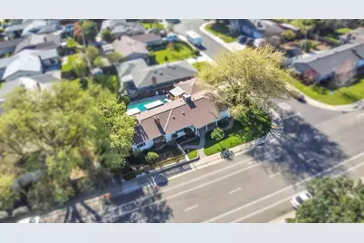 10406 Ambassador Drive, Rancho Cordova, CA 95670 - Photo 38