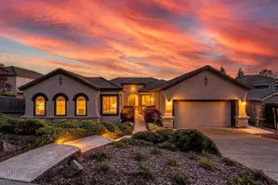 11250 Golden Eagle Dr, Auburn, CA 95602 - Photo 2