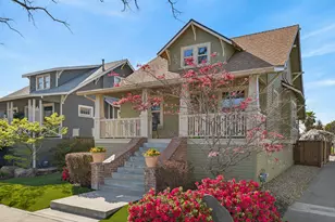 2152 34th St, Sacramento, CA 95817 - Photo 2