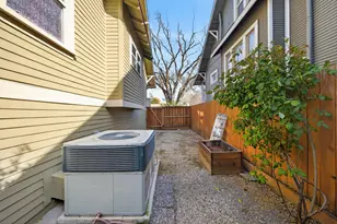 2152 34th St, Sacramento, CA 95817 - Photo 38