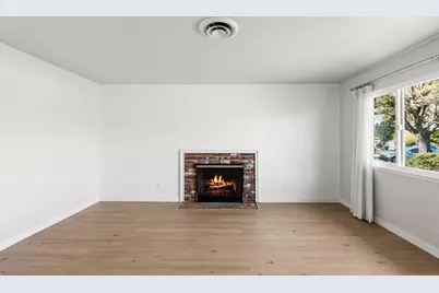 215 Ardmore Avenue, Roseville, CA 95678 - Photo 2