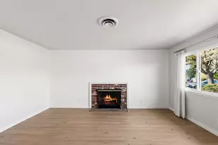 215 Ardmore Ave, Roseville, CA 95678 - Photo 2