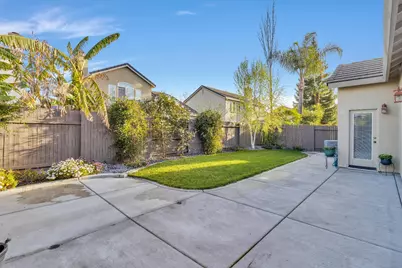 2055 Riggs Avenue, Sacramento, CA 95835 - Photo 16