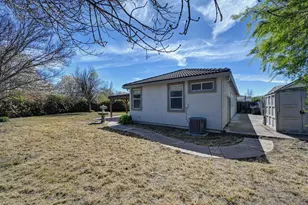 1795 Zurlo Way, Sacramento, CA 95835 - Photo 18