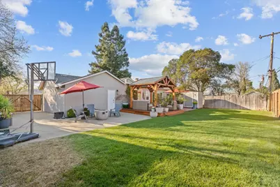 3801 Wildrose Way, Sacramento, CA 95826 - Photo 24