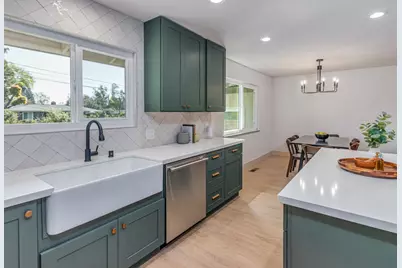 965 Jonas Avenue, Sacramento, CA 95864 - Photo 8