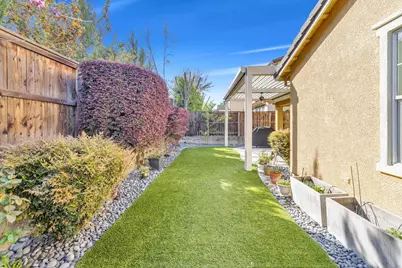 2064 Camp Whitney Circle, Rocklin, CA 95765 - Photo 38