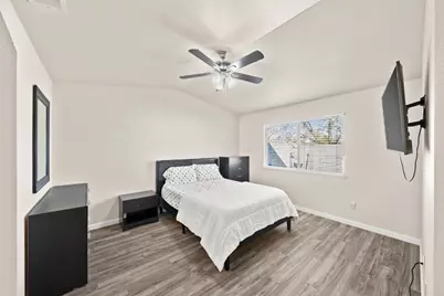 7579 Sunmore Lane, Sacramento, CA 95828 - Photo 24