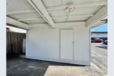 43 Omaha Court, Sacramento, CA 95823 - Photo 34