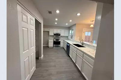 6606 Acropolis, Elk Grove, CA 95758 - Photo 10