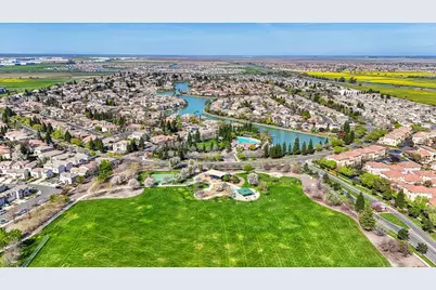 341 Anjou Circle, Sacramento, CA 95835 - Photo 42