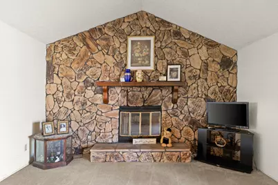 1001 Zinfandel Place, Modesto, CA 95351 - Photo 20