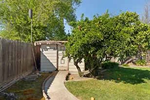 1001 Zinfandel Pl, Modesto, CA 95351 - Photo 50