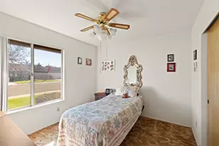 1001 Zinfandel Pl, Modesto, CA 95351 - Photo 38