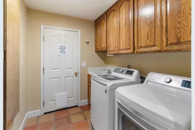 8840 Minnie Circle, Elk Grove, CA 95624 - Photo 38