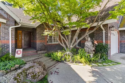 8840 Minnie Circle, Elk Grove, CA 95624 - Photo 2