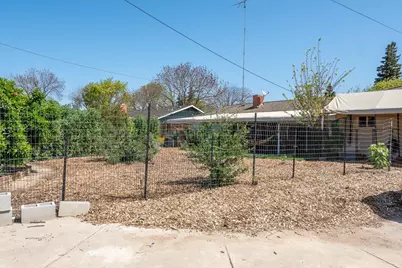 3409 Mansfield Lane, Modesto, CA 95350 - Photo 26