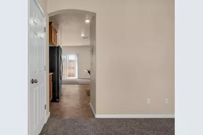 771 Ashwick Loop, Sacramento, CA 95823 - Photo 8