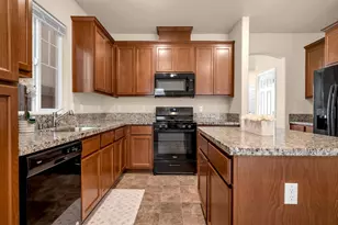 771 Ashwick Loop, Sacramento, CA 95823 - Photo 12