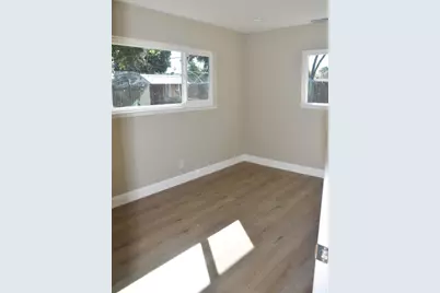 8948 Rosewood Drive, Sacramento, CA 95826 - Photo 10