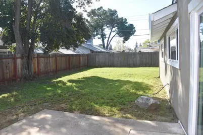8948 Rosewood Drive, Sacramento, CA 95826 - Photo 18