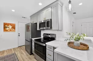 4001 58th St, Sacramento, CA 95820 - Photo 6
