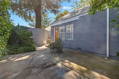 1615 College Avenue, Modesto, CA 95350 - Photo 24