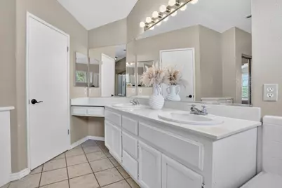 1177 Amberhill Avenue, Galt, CA 95632 - Photo 22