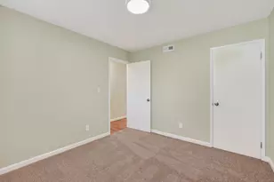 6713 Silverthorne Cir, Sacramento, CA 95842 - Photo 26