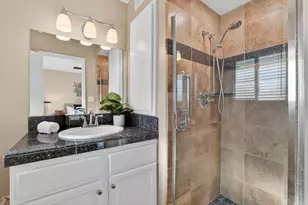 6713 Silverthorne Cir, Sacramento, CA 95842 - Photo 32