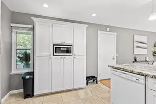 6935 Woodside Dr, Sacramento, CA 95842 - Photo 20