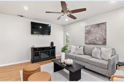 6935 Woodside Drive, Sacramento, CA 95842 - Photo 8