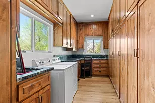 9576 Meadow Dr, Winton, CA 95388 - Photo 18