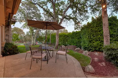 185 Powers Drive, El Dorado Hills, CA 95762 - Photo 8