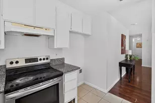 8425 Stevenson Ave, Sacramento, CA 95828 - Photo 18