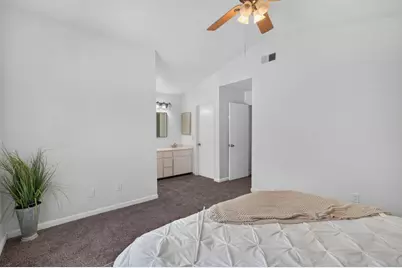 8425 Stevenson Avenue, Sacramento, CA 95828 - Photo 30