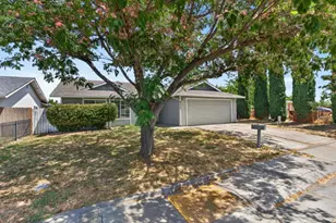 8425 Stevenson Ave, Sacramento, CA 95828 - Photo 2
