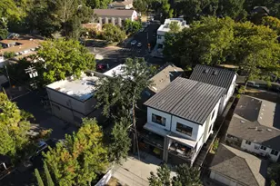 2340 River Cats Aly, Sacramento, CA 95818 - Photo 28