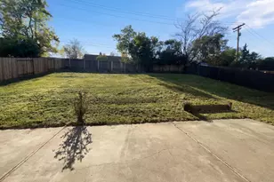 141 Sierra Woods Cir, Folsom, CA 95630 - Photo 22