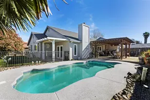 212 SW Country Club Dr, Colusa, CA 95932 - Photo 2