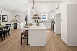 4664 Ladera Way, Carmichael, CA 95608 - Photo 10