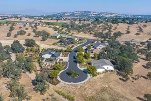 383 Quail Crk Dr, Copperopolis, CA 95228 - Photo 4