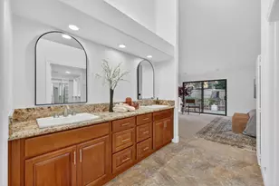 11474 Round House Ct, Gold River, CA 95670 - Photo 36