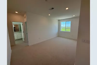 10355 Cadette Way, Elk Grove, CA 95757 - Photo 4