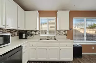 236 Sasha Rose Dr, Galt, CA 95632 - Photo 12