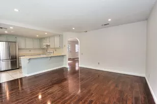 1908 Pebblewood Dr, Sacramento, CA 95833 - Photo 8