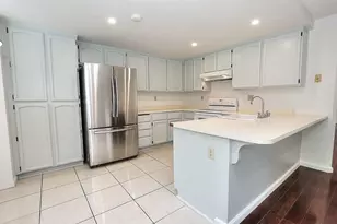 1908 Pebblewood Dr, Sacramento, CA 95833 - Photo 16