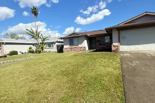 7483 Mandy Dr, Sacramento, CA 95823 - Photo 12