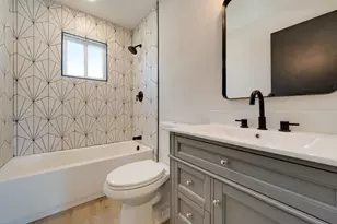 8845 Kelsey Dr, Elk Grove, CA 95624 - Photo 32